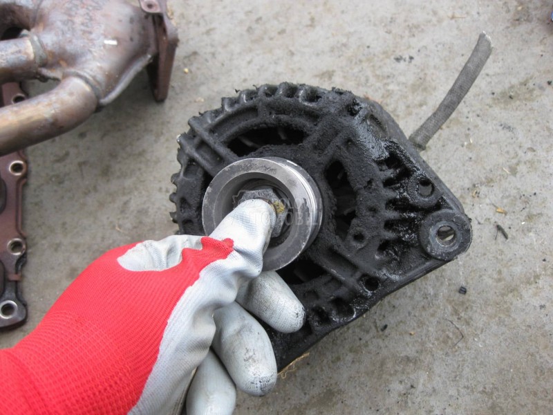 Alternator 1.6 FSI  116 ks