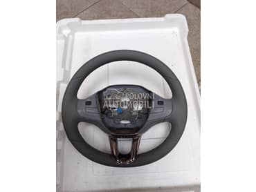 kozni volan tapaciran za Peugeot 208