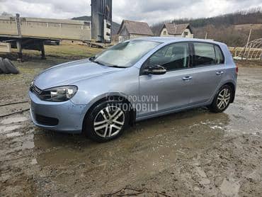 Volkswagen Golf 6 1.6tdi 2009. god. -  kompletan auto u delovima