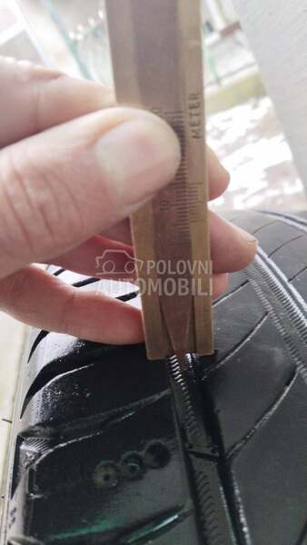 Ostalo 225/45 R19 Letnja