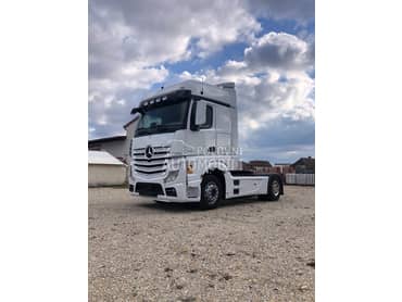 Mercedes Benz Actros 1842