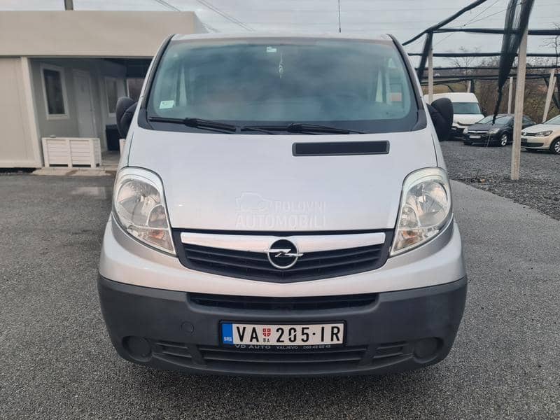 Opel Vivaro 2.0CDTI LONG