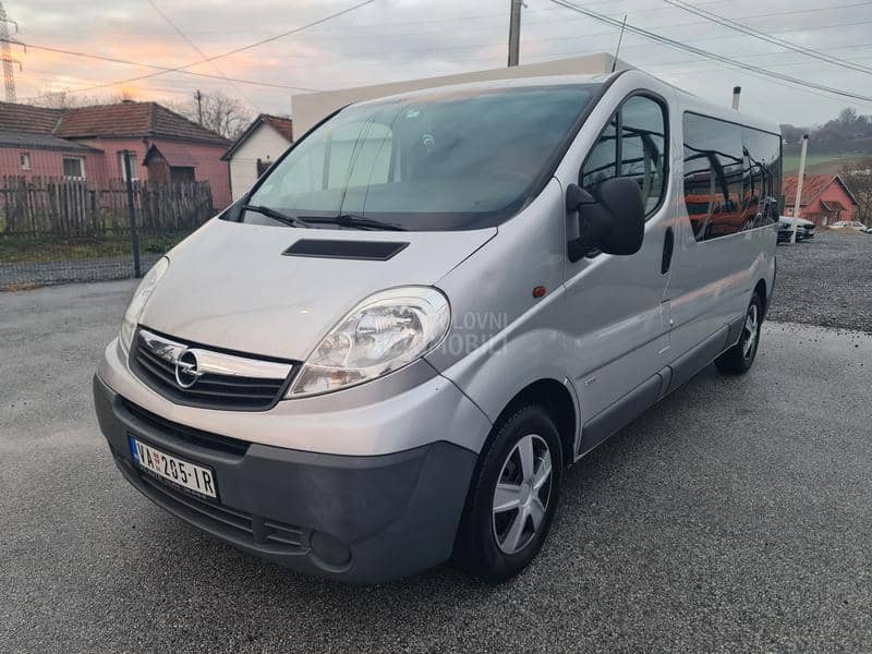 Opel Vivaro 2.0CDTI LONG