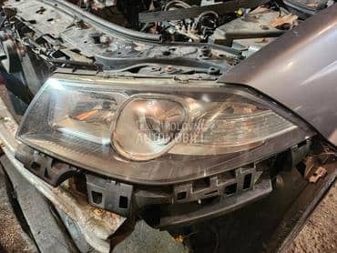 levi far za Renault Megane od 2006. do 2009. god.