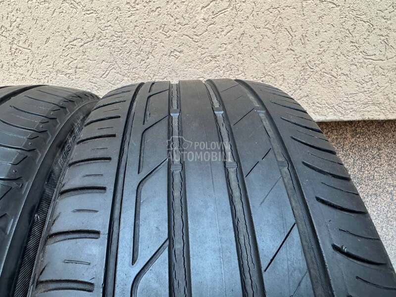 Bridgestone 215/50 R18 Letnja