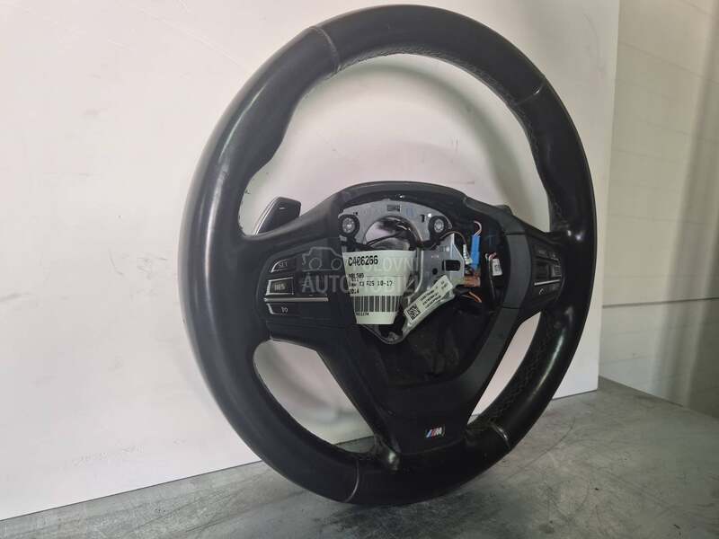 M F1 volan