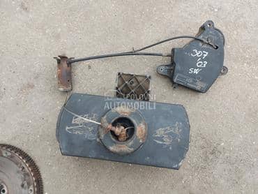 Mehanizam rezervnog tocka za Peugeot 307 od 2001. do 2008. god.