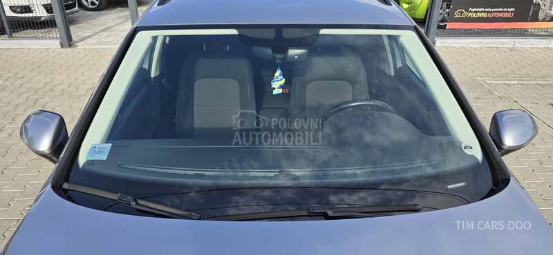 Volkswagen Passat B8 1.6 TDI JAKO LEP