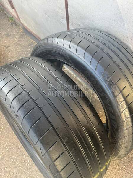 Goodyear 235/55 R19 Letnja