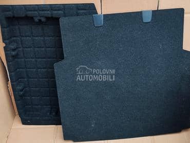 Gepek patos tepih za BMW X1 od 2009. do 2016. god.