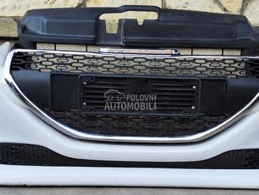 Branik za Peugeot 208