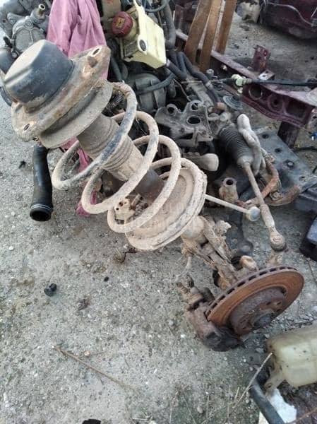 1.9 TD prednji amortizeri