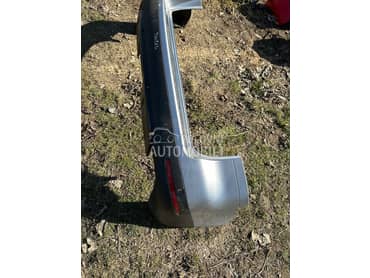 Branik za Volkswagen Touareg od 2004. do 2009. god.