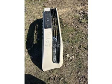 Branik za Volkswagen Passat B7 od 2011. do 2015. god.