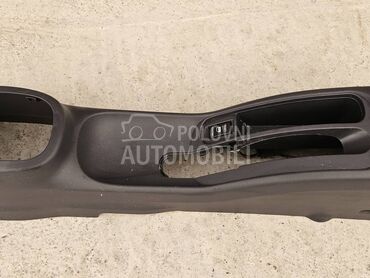 SREDNJA KONZOLA za Nissan Micra