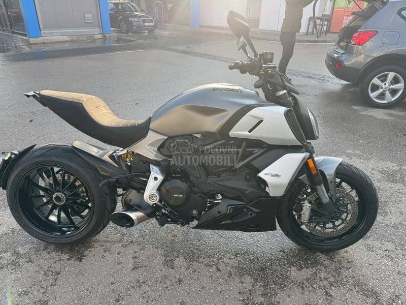 Ducati diavel