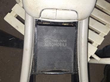 Roletnica srednje konzole za Mercedes Benz C Klasa