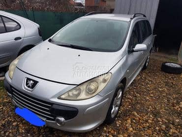 Peugeot 307 -  kompletan auto u delovima
