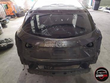 HAUBA ZADNJA za Mazda 3