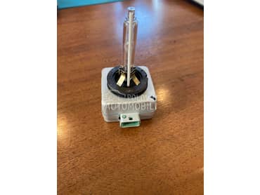 Xenon sijalica za Volkswagen Golf 7