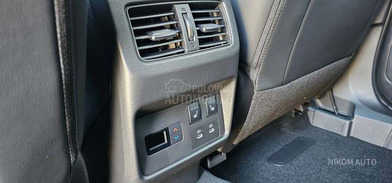 Nissan X-Trail 7 SEDIŠ. A.K.C.I.J.A