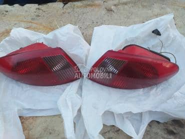 Stop svetla za Alfa Romeo 147 od 2000. do 2004. god.