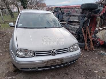 Volkswagen Golf 4 -  kompletan auto u delovima