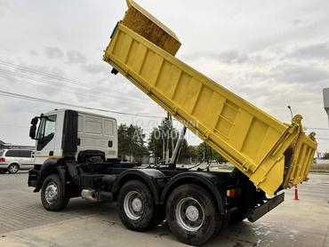 Iveco Trakker 260T45