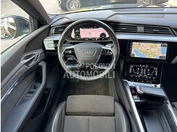 Audi e-tron Sportback50 2xS-line slika 28