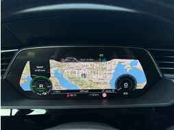 Audi e-tron Sportback50 2xS-line slika 33