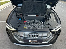 Audi e-tron Sportback50 2xS-line slika 46