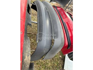 Branik zadnji za Volkswagen Caddy od 2004. do 2013. god.