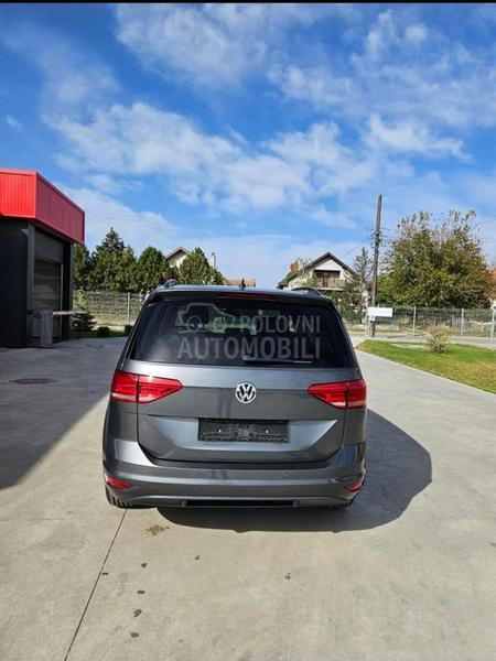 Volkswagen Touran DSG
