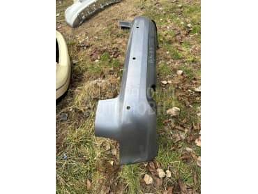 Branik za Audi A4 od 2005. do 2007. god.