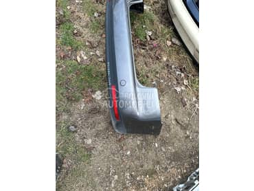 Branik zadnji za Volkswagen Touran od 2004. do 2009. god.