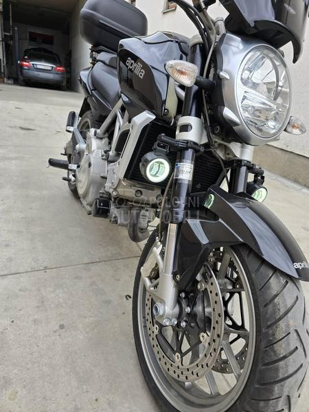Aprilia Mana