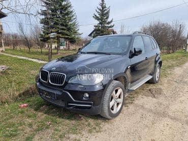 BMW X5 e70 -  kompletan auto u delovima