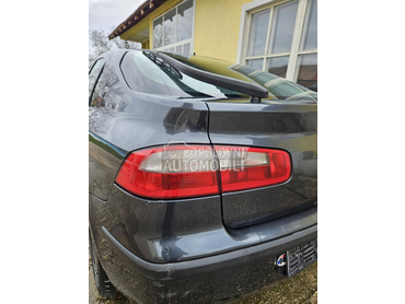 Levo stop svetlo za Renault Laguna