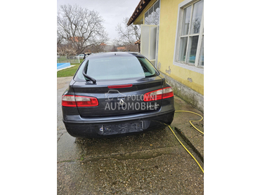 Stop svetla za Renault Laguna
