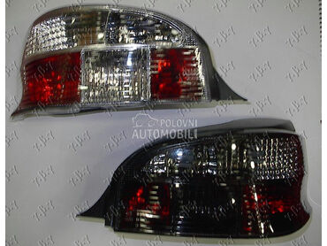 Stop svetla i stop lampe za Citroen Saxo od 1999. do 2004. god.