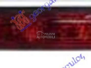 Trece stop svetlo za Isuzu Ostalo od 2002. do 2007. god.