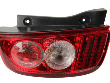 Stop svetla i stop lampe za Nissan Micra od 2002. do 2010. god.