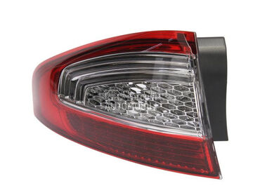Stop svetla i stop lampe za Ford Mondeo od 2011. do 2014. god.