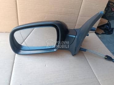 Levi mehanički retrovizor za Citroen Xsara od 1997. do 2003. god.