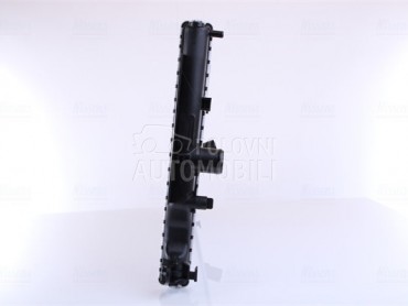 Hladnjak za Toyota Corolla od 2011. do 2013. god.