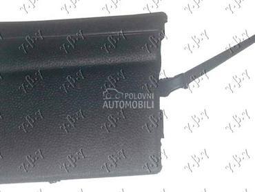 Poklopac kuke  branika za Volkswagen Touareg od 2003. do 2010. god.