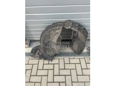 Desno potkrilo za Audi Q3 od 2011. do 2018. god.