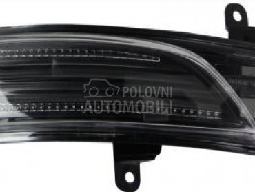 Migavac u retrovizoru za Subaru Legacy od 2010. do 2015. god.