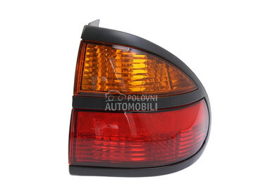 Stop svetla i stop lampe za Renault Laguna od 1998. do 2000. god.