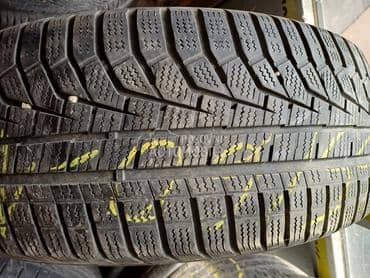 Hankook 235/60 R17 Zimska